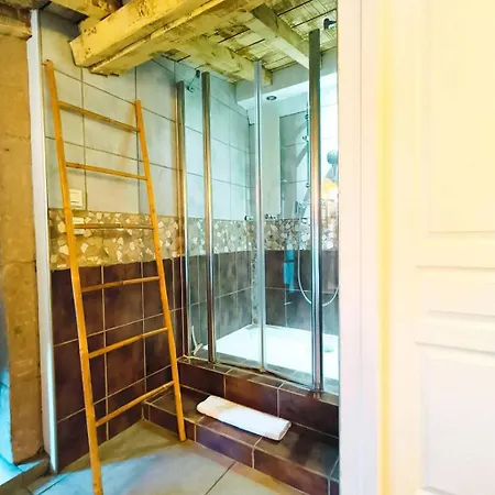 La Table Ronde Appartement Vienne (Isere)
